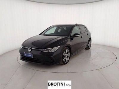 Begagnad VW Golf VIII R-line 150 HK (110 kW) 2023 Svart Halvkombi