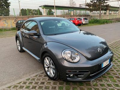 usata VW Maggiolino 2.0 tdi Design 110cv