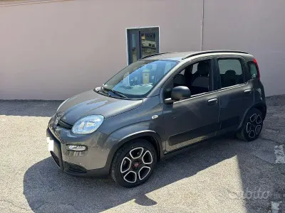 Usata Fiat Panda City Life 69 CV (50 kW) 2021 Grigio Utilitaria