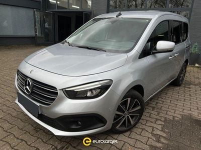 Usata Mercedes T180 Executive 115 CV (84 kW) 2022 Argento Monovolume
