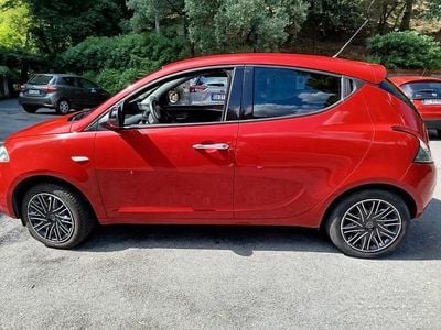 Usata Lancia Ypsilon 60 CV (44 kW) 2019 Rosso Utilitaria