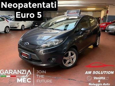 Usata Ford Fiesta 82 CV (60 kW) 2010 Nero Utilitaria