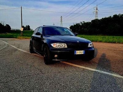 Usata BMW 120 205 CV (150 kW) 2006 Nero Utilitaria