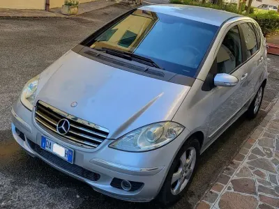 Usata Mercedes A180 Elegance 109 CV (80 kW) 2006 Argento Monovolume