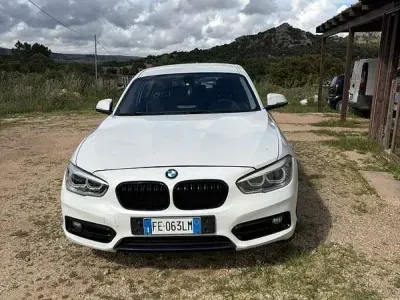 Usata BMW 118 Advantage 150 CV (110 kW) 2016 Utilitaria