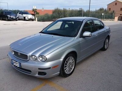 usata Jaguar X-type X400/6/7/8/9 2.2D cat Luxury