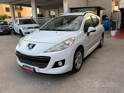 Bianco Usata 2010 Peugeot 207 Station wagon | 2700 € (Ottimo prezzo)