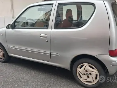 Usata Fiat 600 54 CV (39 kW) 2006 Grigio Utilitaria
