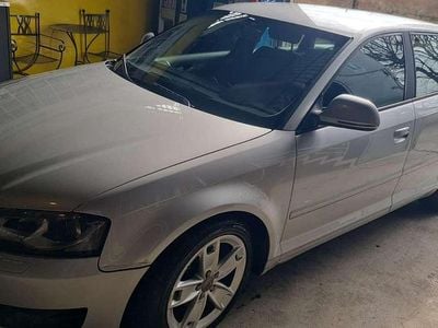 Usata Audi A3 Ambiente 150 CV (110 kW) 2010 Utilitaria