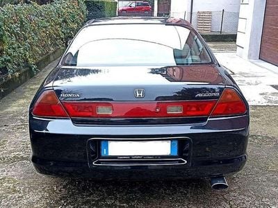 Usata Honda Accord ES 147 CV (108 kW) 1999 Nero Coupé