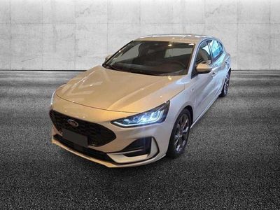 Käytetty Ford Focus ST-Line 116 HP (85 kW) 2025 Hopea Sedan