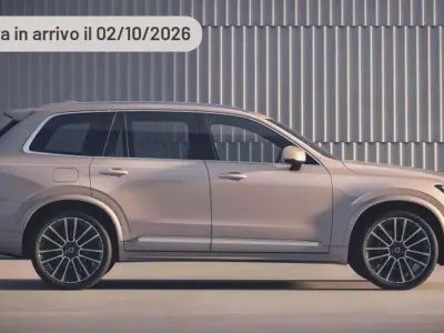 Uusi Volvo XC90 Plus 250 HP (183 kW) 2026 Hopea Katumaasturi