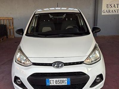 Usata Hyundai i10 67 CV (49 kW) 2014 Bianco Utilitaria