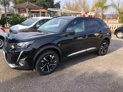 Usata Peugeot 2008 Allure 131 CV (96 kW) 2021 Nero SUV