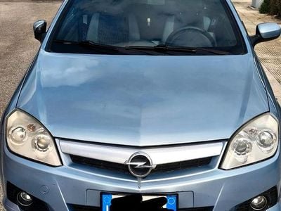 Usata Opel Tigra 2006 Blu Cabrio