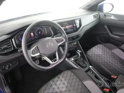 Usata VW Taigo R-line 110 CV (80 kW) 2024 Blu SUV