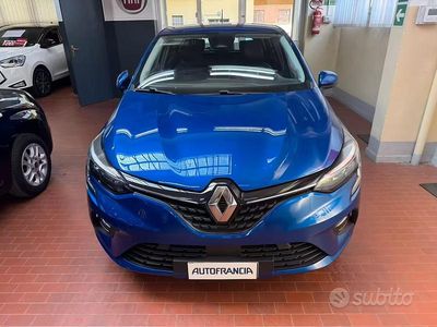 Usata Renault Clio V Life 66 CV (48 kW) 2021 Blu Berlina