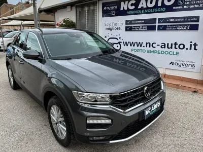 Usata VW T-Roc Business 150 CV (110 kW) 2021 Grigio SUV