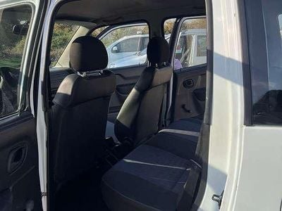 Usata Opel Agila Club 60 CV (44 kW) 2005 Bianco Utilitaria