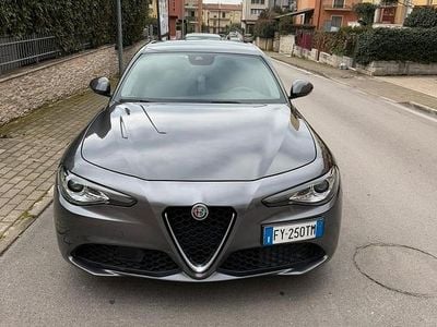 Occasion Alfa Romeo Giulia 160 ch (117 kW) 2019 Gris Berline