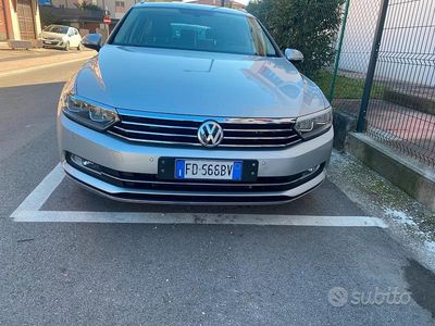 Grigio Usata 2016 VW Passat Executive Station wagon | 13.000 € (Molto cara)