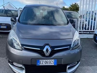 Usata Renault Scénic III XMOD 110 CV (80 kW) 2015 Grigio Monovolume