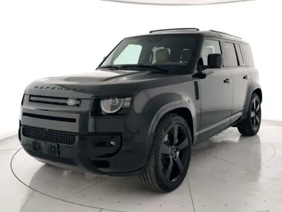 Usata Land Rover Defender HSE Dynamic 349 CV (256 kW) 2026 Nero SUV
