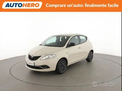 Usata Lancia Ypsilon 69 CV (50 kW) 2015 Utilitaria