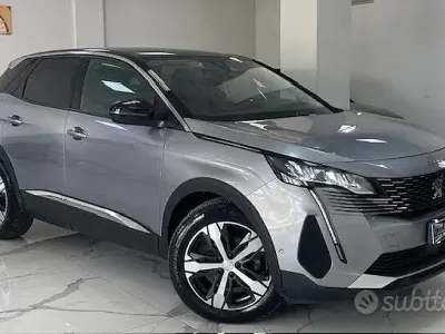 Usata Peugeot 3008 Allure 131 CV (96 kW) 2022 Grigio SUV