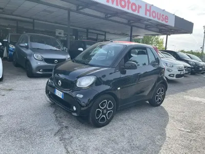 Usata Smart ForTwo Cabrio Prime 90 CV (66 kW) 2016 Nero Cabrio