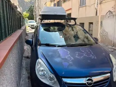 Usata Opel Corsa Enjoy 80 CV (58 kW) 2009 Bluazzurro Utilitaria
