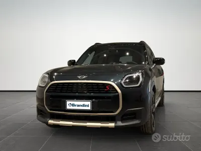 Usata Mini Countryman Favoured 204 CV (150 kW) 2025 Nero SUV