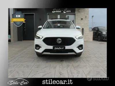 Usata MG ZS Luxury 111 CV (81 kW) 2022 Bianco SUV