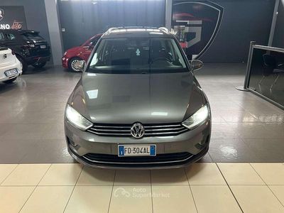 Usata VW Golf Sportsvan Highline 110 CV (80 kW) 2016 Marrone Monovolume