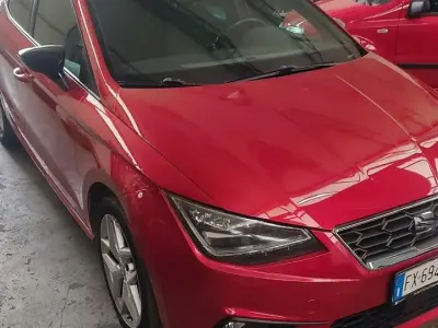 Usata Seat Ibiza FR 90 CV (66 kW) 2019 Rosso Utilitaria