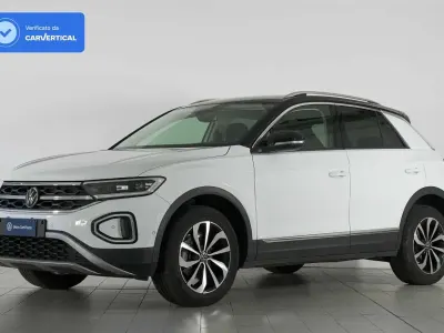 Usata VW T-Roc Style 110 CV (80 kW) 2023 SUV
