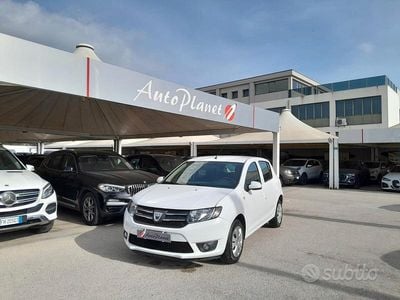 Grigio Usata 2016 Dacia Sandero Lauréate Berlina | 7300 € (Buon prezzo)