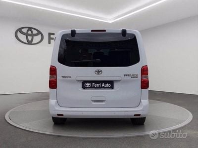 Usata Toyota Proace Verso Edition 180 CV (132 kW) 2022 Bianco Station wagon