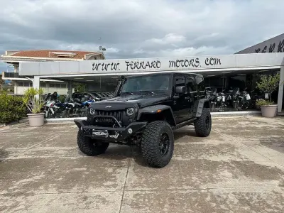 Usata Jeep Wrangler Unlimited Sahara 200 CV (147 kW) 2012 Nero SUV