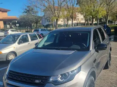 Usata Land Rover Discovery Sport HSE Luxury 150 CV (110 kW) 2016 Grigio SUV