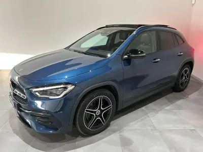 Begagnad Mercedes GLA220 Premium 190 HK (139 kW) 2023 Blå SUV