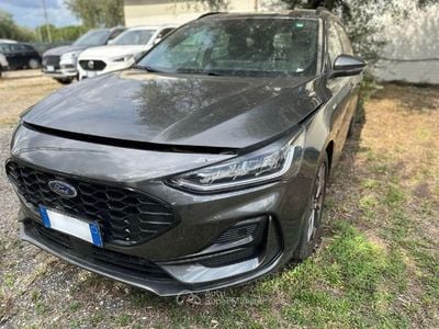 Grigio Usata 2023 Ford Focus ST-Line Station wagon | 14.450 € (Super prezzo)
