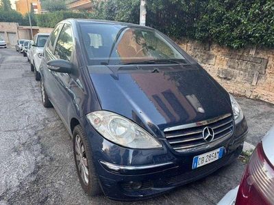 Usata Mercedes A180 Classic 109 CV (80 kW) 2006 Blu/azzurro Monovolume