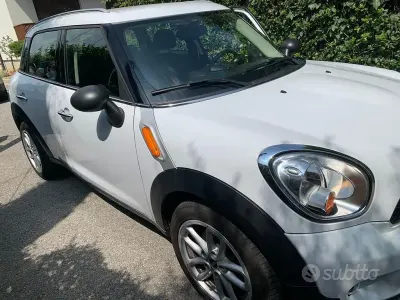 Usata Mini One D Countryman 90 CV (66 kW) 2015 Bianco SUV