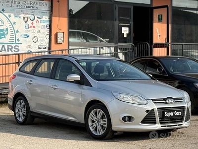 Usata Ford Focus Titanium 115 CV (84 kW) 2012 Grigio Station wagon