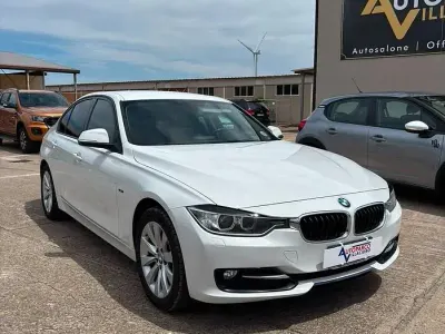 Usata BMW 320 Sport Line 184 CV (135 kW) 2012 Bianco Berlina