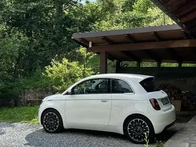 Second-hand Fiat 500e La Prima 86 kW (118 CP) 2023 Hatchback