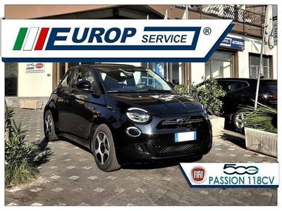 Usata Fiat 500e Passion 88 kW (120 CV) 2021 Nero(met.) SUV