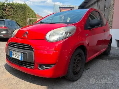 Usata Citroën C1 68 CV (50 kW) 2011 Rosso Utilitaria