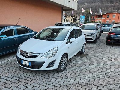 Usata Opel Corsa 75 CV (55 kW) 2011 Bianco Utilitaria